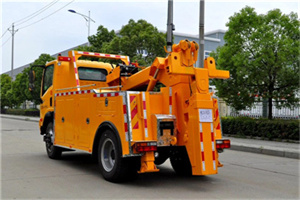 市南高速路拖车费